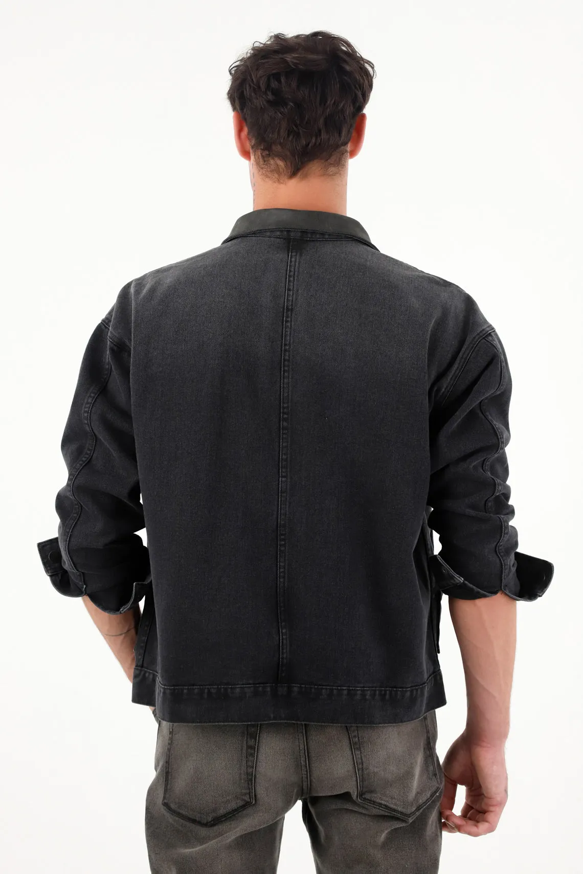 Chaqueta Trucker en black denim para hombre